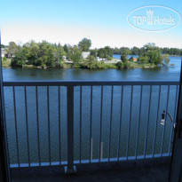 Holiday Inn Peterborough-Waterfront