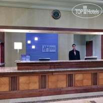 Holiday Inn Express Hotel & Suites Milton