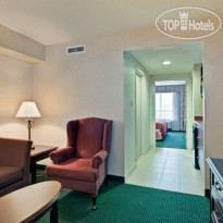 Holiday Inn Express Hotel & Suites Milton