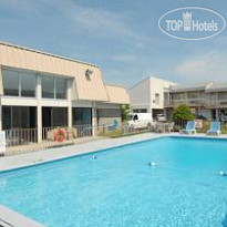 Niagara Lodge & Suites 