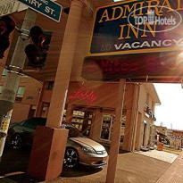 Admiral Inn By The Falls 