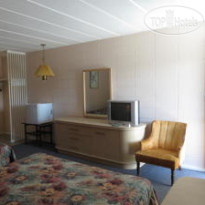 Parkway Motel