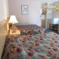 Parkway Motel