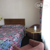 Parkway Motel