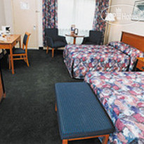 Travelodge At The Falls 