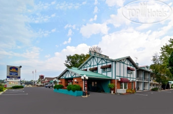 Hotel photo Super 8 by Wyndham Gananoque Country Squire Resort 3*
