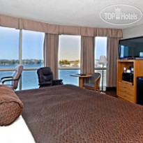 Best Western Lakeside Inn & Conference Centre 