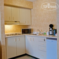 Best Western Plus Rose City Suites 