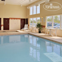 Super 8 Grimsby Ontario 