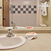 Super 8 Grimsby Ontario 