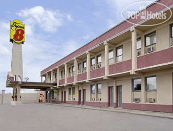 New photos from tourists Super 8 Thunder Bay 2*