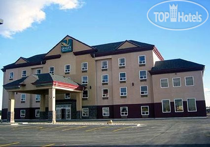 Hotelier's photos Quality Inn & Suites Lethbridge 2*