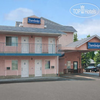 Travelodge Edmonton Airport 