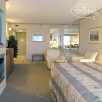 Best Western Plus Port O Call Hotel 