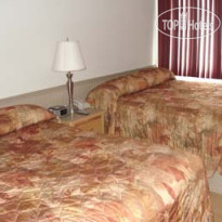 Howard Johnson North Ridge Inn 