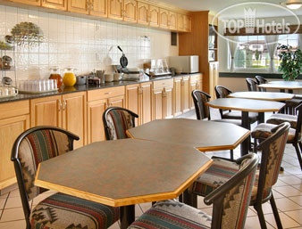 New photos from tourists Super 8 Grande Prairie 3*