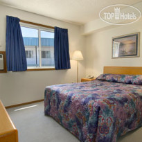 Super 8 Medicine Hat AB 