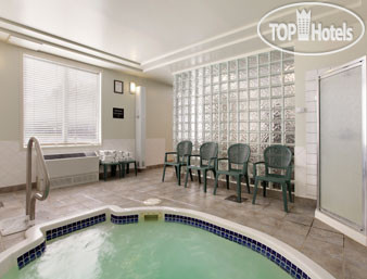 New photos from tourists Super 8 Estevan, SK 2*