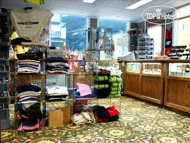 New photos from tourists Westmark Inn Dawson City 2*