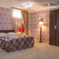 City Line Boutique Hotel 