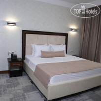 Green Park Hotel 