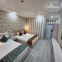 Summer Hotel 
