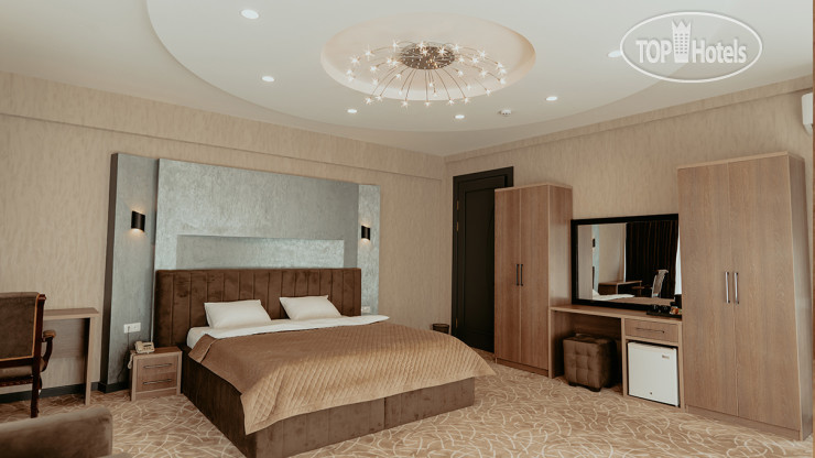 New photos from tourists Astor Hotel 3*