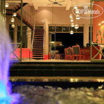 Courtyard Victoria Falls
