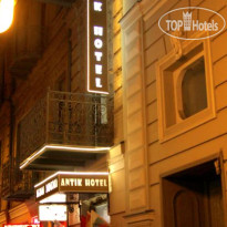 Antiques Hotel 