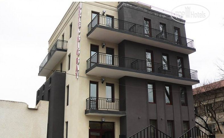 Hotelier's photos Big Bay Hotel 3*