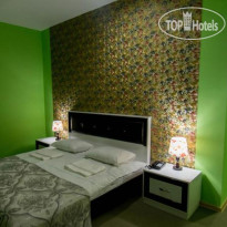 Batoni Hotel