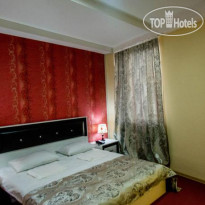 Batoni Hotel