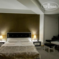 Batoni Hotel