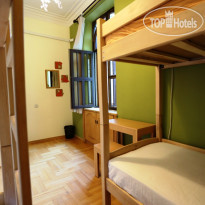 Envoy Hostel 