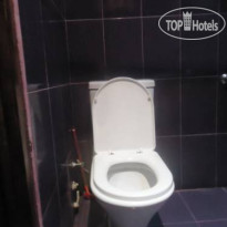 Lola Guesthouse 