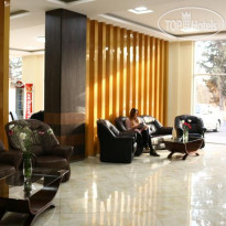 White House Hotel 