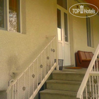 Marinas Guest House 