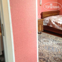 Tsisana Guest House 