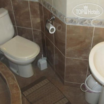 Tsisana Guest House 