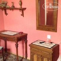 Tsisana Guest House 