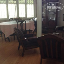 Tsisana Guest House 