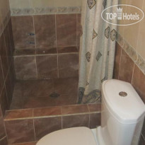 Tsisana Guest House 