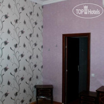 Zaira Guest House