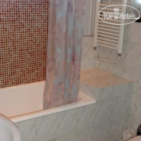 The Upper Garden Guesthouse 