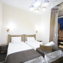 Log Inn Boutique Hotel