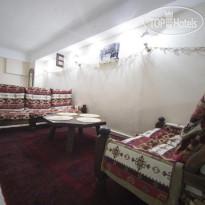 Log Inn Boutique Hotel