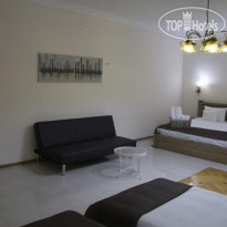 Log Inn Boutique Hotel