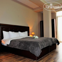 Rogalux Hotel