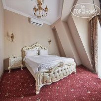 Pushkin Hotel