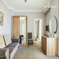 Pushkin Hotel